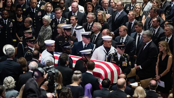 Церемония прощания  с сенатором Джоном Маккейном - Sputnik Абхазия