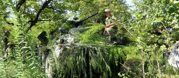 Двусторонние ротно-тактические учения в воинских частях ЮВО в Абхазии - Sputnik Аҧсны