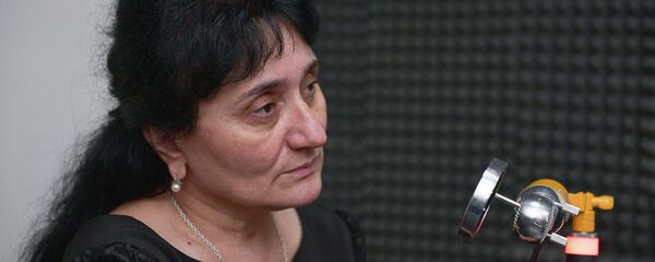 Владислав Арӡынба ихьӡ зху аибашьратә фырхаҵара Ахьӡ-аԥша амузеи аиҳабы Мзиа Беиаԥҳа - Sputnik Аҧсны