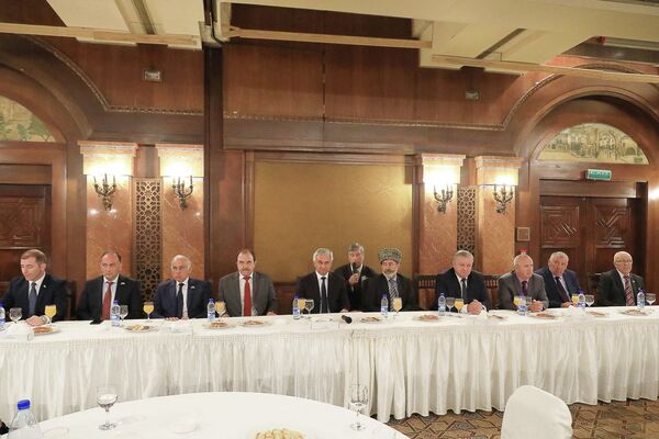 Встреча президента Республики Абхазия Рауля Хаджимба с сирийской абхазской диаспорой в Дамаске во время официального визита в Сирию. - Sputnik Абхазия