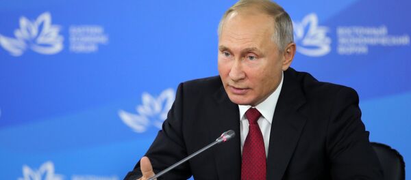 Рабочая поездка президента РФ В. Путина в Дальневосточный федеральный округ. День третий Рабочая поездка президента РФ В. Путина в Дальневосточный федеральный округ. День третий - Sputnik Абхазия