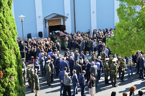 Церемония прощания с Геннадием Гагулия - Sputnik Абхазия