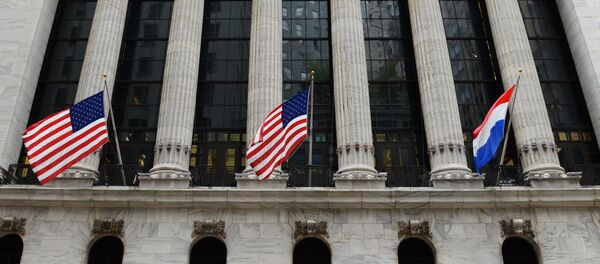 Здание Нью-йоркской фондовой биржи на Уолл-стрит Здание Нью-йоркской фондовой биржи на Уолл-стрит - Sputnik Абхазия