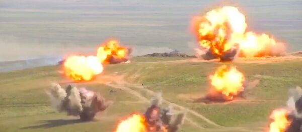 Маневры танкистов и мотострелков на учениях Восток-2018 - Sputnik Аҧсны