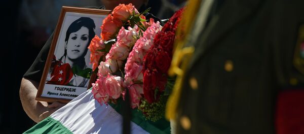 Перезахоронение Ирины Гоцеридзе в Парке Славы - Sputnik Абхазия