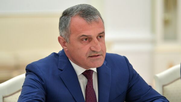 Президент Республики Южная Осетия Анатолий Бибилов - Sputnik Абхазия