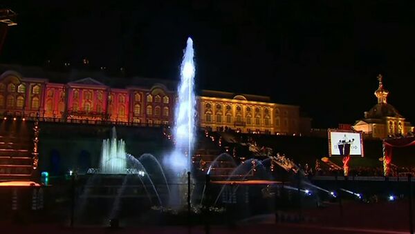 Церемония закрытия фонтанов в Петергофе - Sputnik Абхазия
