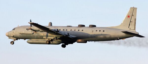 Самолет Ил-20 с российскими военными на борту потерпел крушение в Сирии Самолет Ил-20 с российскими военными на борту потерпел крушение в Сирии - Sputnik Абхазия