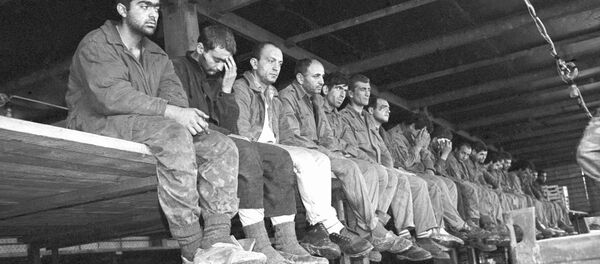 Захваченные в плен бойцы грузинских вооруженных формирований - Sputnik Абхазия