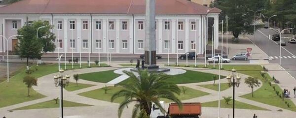 Открытие памятника в городе Очамчыра - Sputnik Абхазия