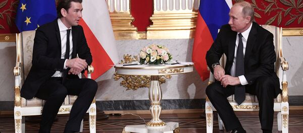 Рабочая поездка президента РФ В. Путина в Санкт-Петербург Рабочая поездка президента РФ В. Путина в Санкт-Петербург - Sputnik Аҧсны