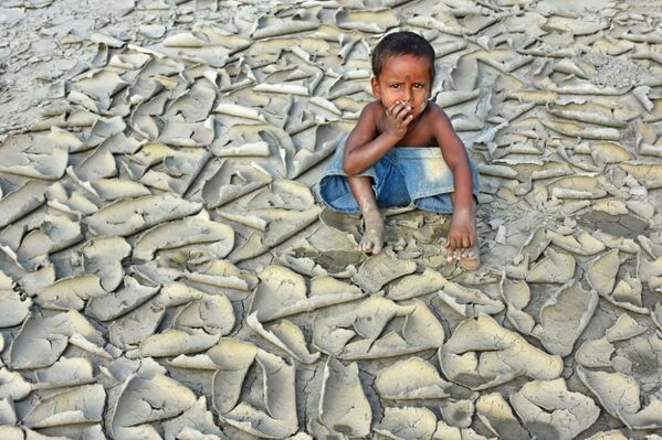 Снимок Dryness индийского фотографа Chinmoy Biswas, победившего в номинации Changing Climates Prize фотоконкурса Environmental Photographer of the Year 2018 - Sputnik Абхазия