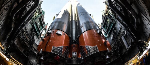 Вывоз РКН Союз-ФГ с ТПК «Союз МС-10» - Sputnik Абхазия