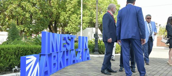 IX Абхазо-российский деловой форум в Сухуме IX Абхазо-российский деловой форум в Сухуме - Sputnik Абхазия