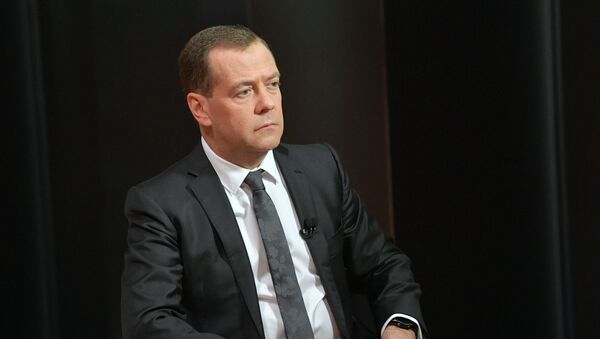 Интервью премьер-министра РФ Д. Медведева телеканалу Euronews - Sputnik Абхазия