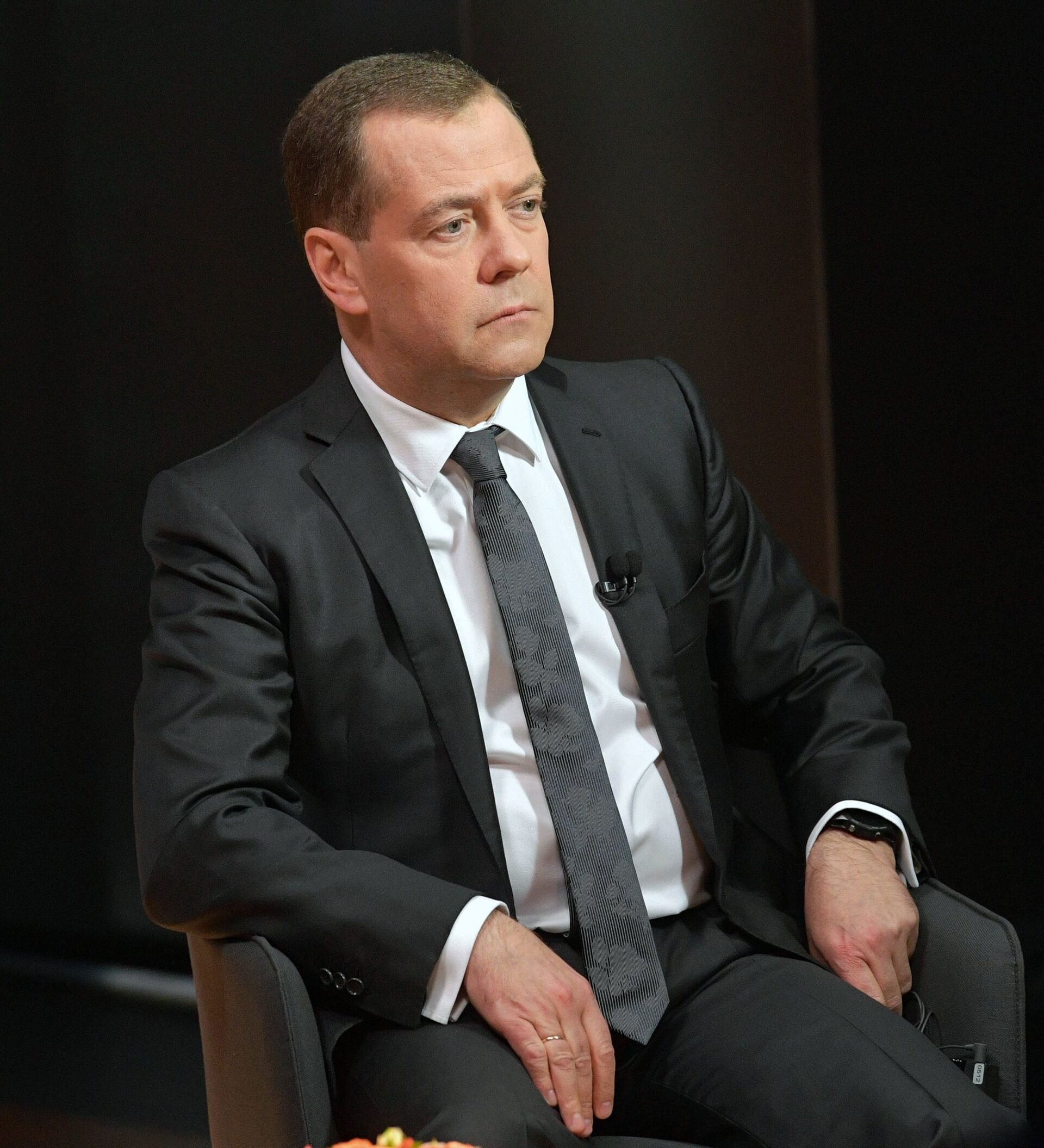 Медведев последние фото 2022. Интервью премьер министра