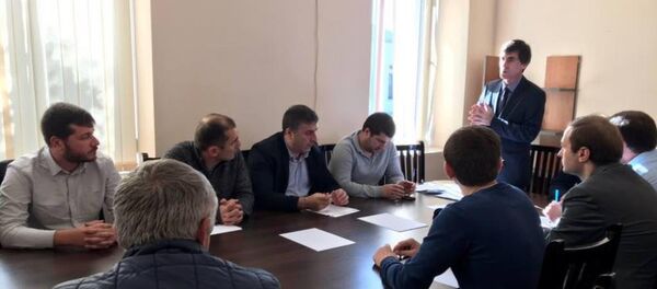 Заседание временной комиссии депутатов Сухумского городского Собрания по реформированию Заседание временной комиссии депутатов Сухумского городского Собрания по реформированию - Sputnik Абхазия