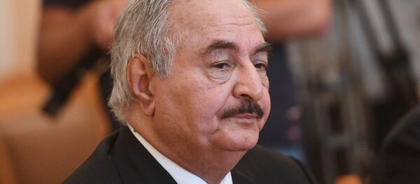 Командующий Ливийской национальной армией Халифа Хафтар Командующий Ливийской национальной армией Халифа Хафтар - Sputnik Абхазия