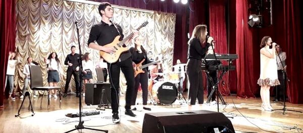 Благотворительный концерт группы Каданс в Очамчыре  - Sputnik Абхазия