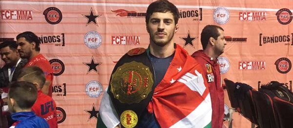 Боксер Энри Агрба - Sputnik Абхазия