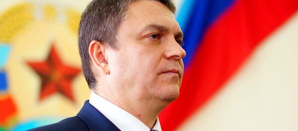 Народный совет ЛНР принял отставку И. Плотницкого Народный совет ЛНР принял отставку И. Плотницкого - Sputnik Абхазия