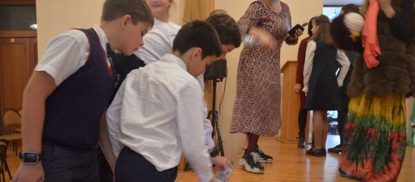 Урок добра в сухумской школе № 2 - Sputnik Аҧсны