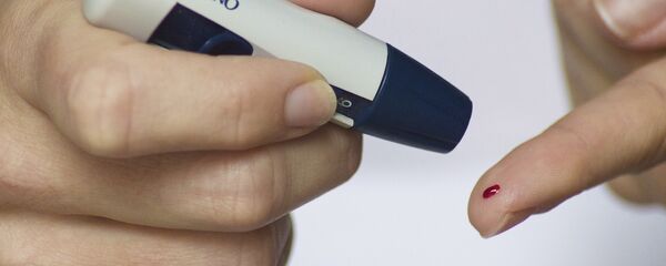 Проверка уровня сахара в крови - Sputnik Абхазия