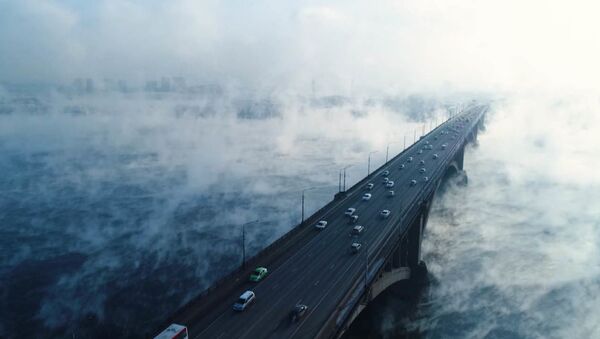 Как в кино: призрачный туман над рекой Енисей в Красноярске - Sputnik Абхазия