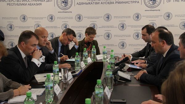 Встреча министра иностранных дел Даура Кове с сопредседателями женевских дискусий - Sputnik Абхазия