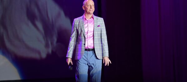 Сценическое представление КИНОРЕВЮ в Абхазской госфилармонии 23 ноября - Sputnik Абхазия