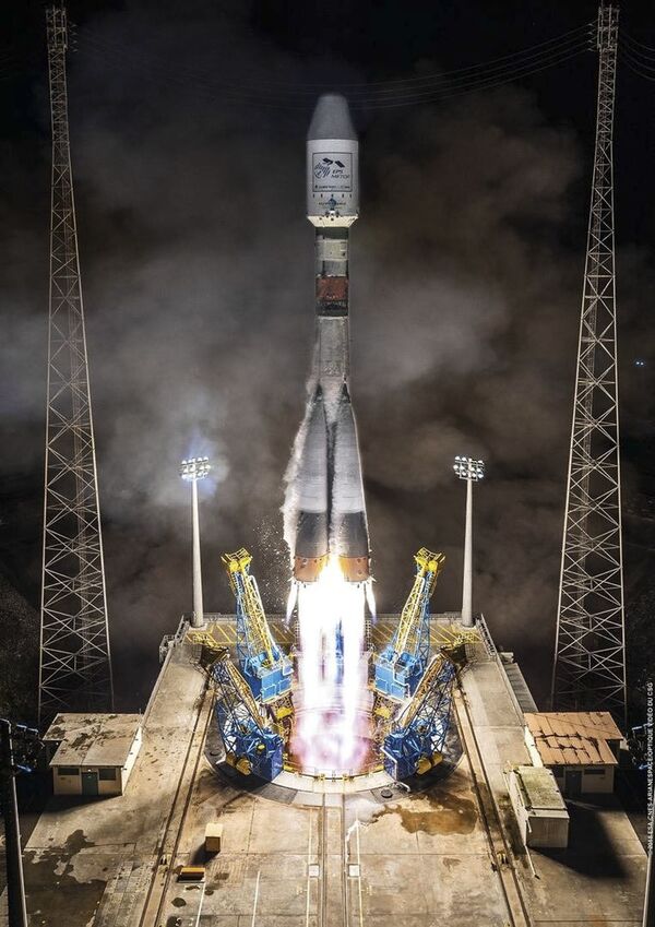 Пуск ракеты-носителя Союз-СТ-Б с космодрома Гвианского космического центра - Sputnik Абхазия