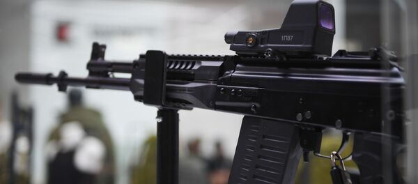 Автомат Калашникова АК-308  Автомат Калашникова АК-308  - Sputnik Абхазия