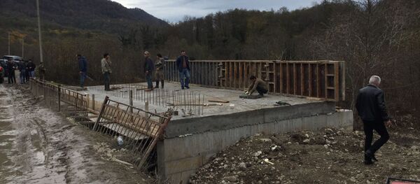 Инспекция строительства мостов в Очамчирском районе Инспекция строительства мостов в Очамчирском районе - Sputnik Аҧсны