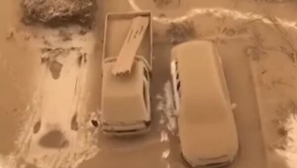 Снег цвета тирамису выпал в Китае - Sputnik Абхазия