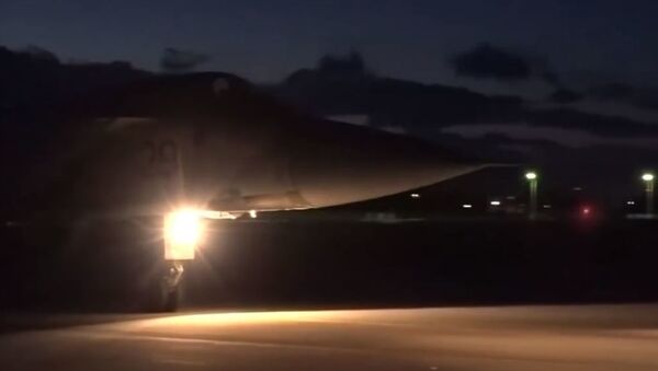 Ночные полеты МиГ-31 Тихоокеанского флота - Sputnik Абхазия