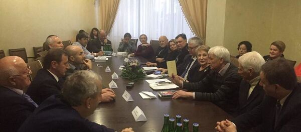 Круглый стол Круглый стол - Sputnik Абхазия