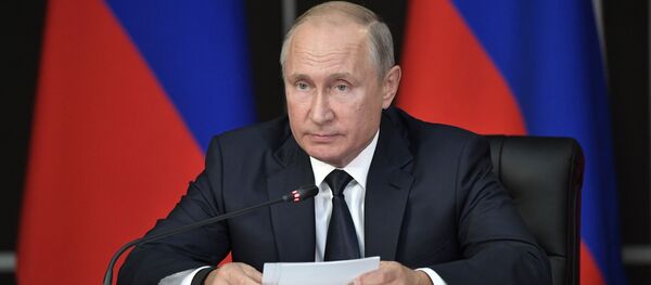 Президент РФ В. Путин провел заседание Военно-промышленной комиссии Президент РФ В. Путин провел заседание Военно-промышленной комиссии - Sputnik Абхазия