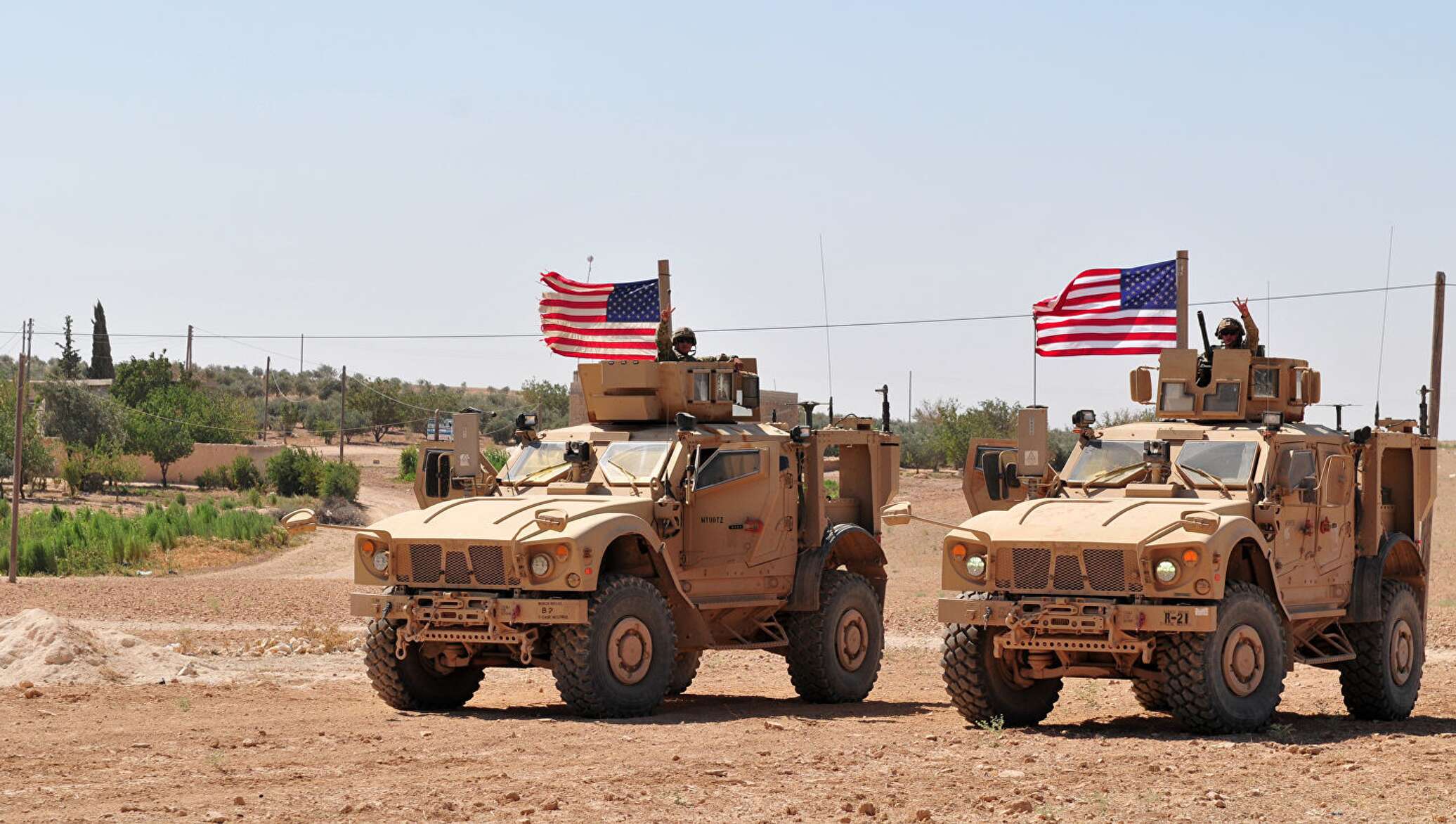 Американские военные в сирии. Американская Военная база в эт-Танфе. Oshkosh m-atv и тигр. США В Сирии.