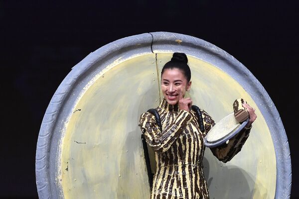 Представительница Мьянмы во время показа национальных костюмов в рамках конкурса Мисс Вселенная 2018 в Таиланде - Sputnik Абхазия