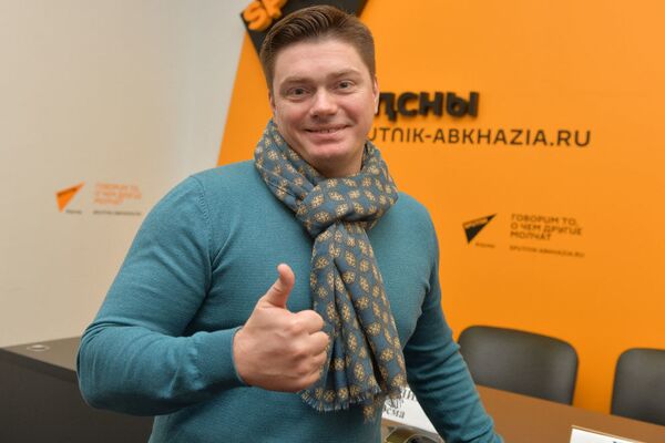 Игорь Милюков: Уже не раз выступаем в Абхазии. Нас всегда очень радушно встречают. - Sputnik Абхазия