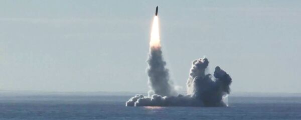 С подводного крейсера Юрий Долгорукий запустили четыре ракеты Булава по полигону Кура - Sputnik Абхазия