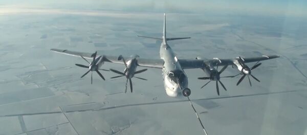 День дальней авиации ВКС России День дальней авиации ВКС России - Sputnik Абхазия