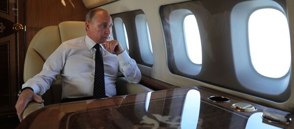 Президент РФ В. Путин посетил авиабазу Хмеймим в Сирии Президент РФ В. Путин посетил авиабазу Хмеймим в Сирии - Sputnik Абхазия