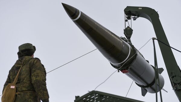 Пуск баллистической ракеты ОТРК Искандер-М с полигона Капустин Яр - Sputnik Абхазия