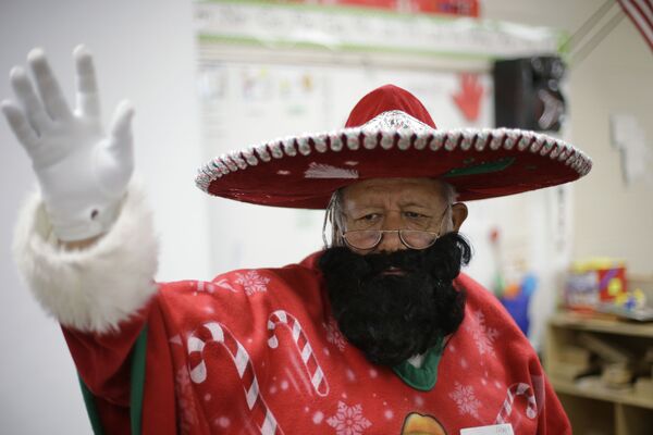 Мексиканский Дед Мороз Панчо-Клаус - Sputnik Абхазия