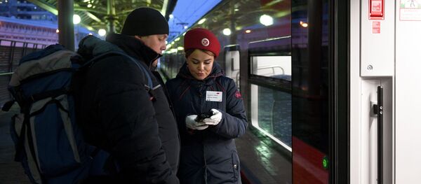 Первый рейс поезда Ласточка из Москвы в Иваново Первый рейс поезда Ласточка из Москвы в Иваново - Sputnik Абхазия