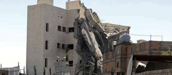 Последствия авиаудара Последствия авиаудара - Sputnik Абхазия