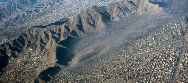 Вид на город Кабул с борта самолета. Вид на город Кабул с борта самолета. - Sputnik Абхазия