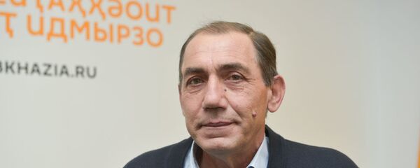 Виктор Маландзия Виктор Маландзия - Sputnik Абхазия