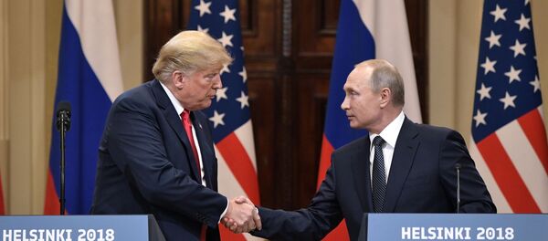 Встреча президента РФ Владимира Путина и президента США Дональда Трампа в Хельсинки Встреча президента РФ Владимира Путина и президента США Дональда Трампа в Хельсинки - Sputnik Абхазия